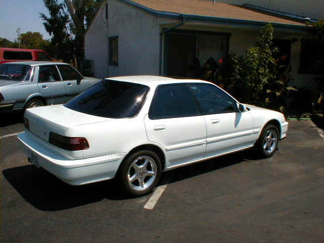 r side 3.JPG (103234 bytes)